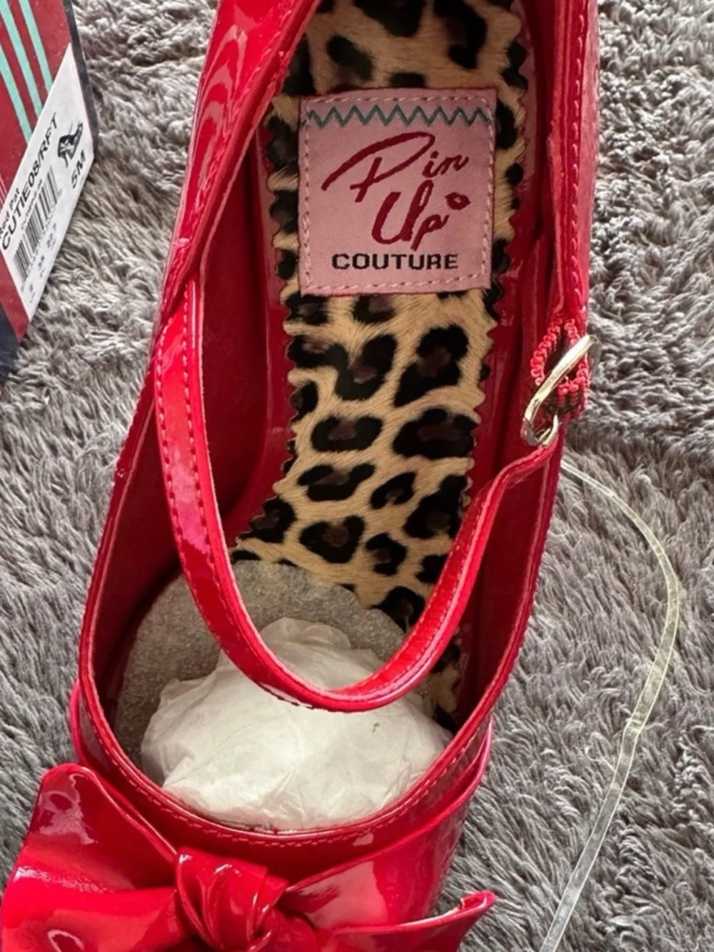 Pinup Couture Lipstick Packaging - Pink with Red Logo - Picture 4 of 8